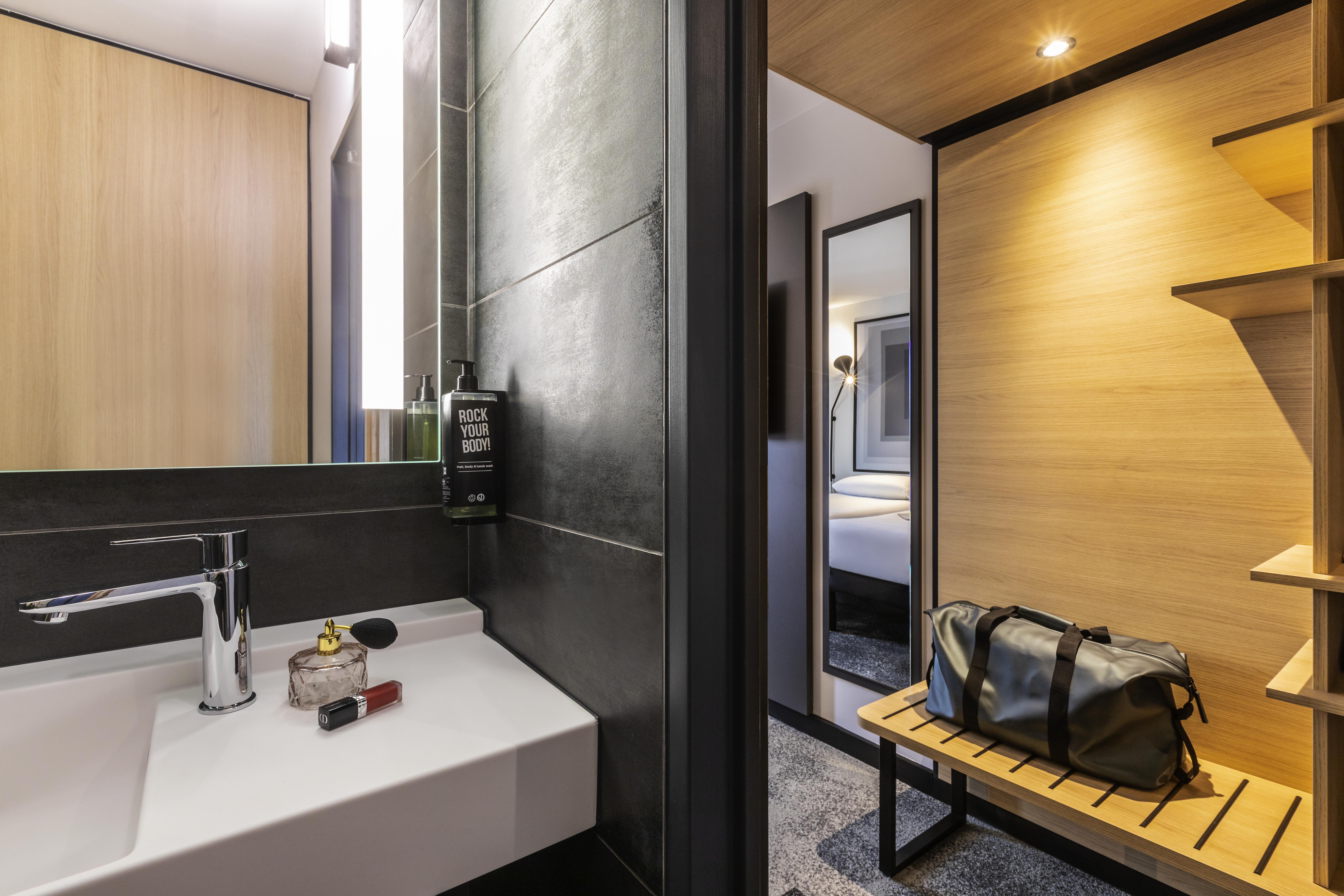 Ibis Centre Stanislas Hotel 3*